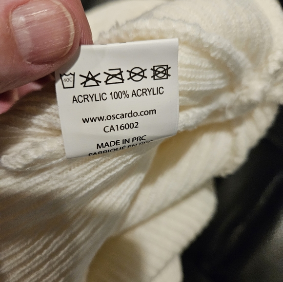 NWOT Dawn Omon Alpha Bear Beanie - Picture 5 of 5